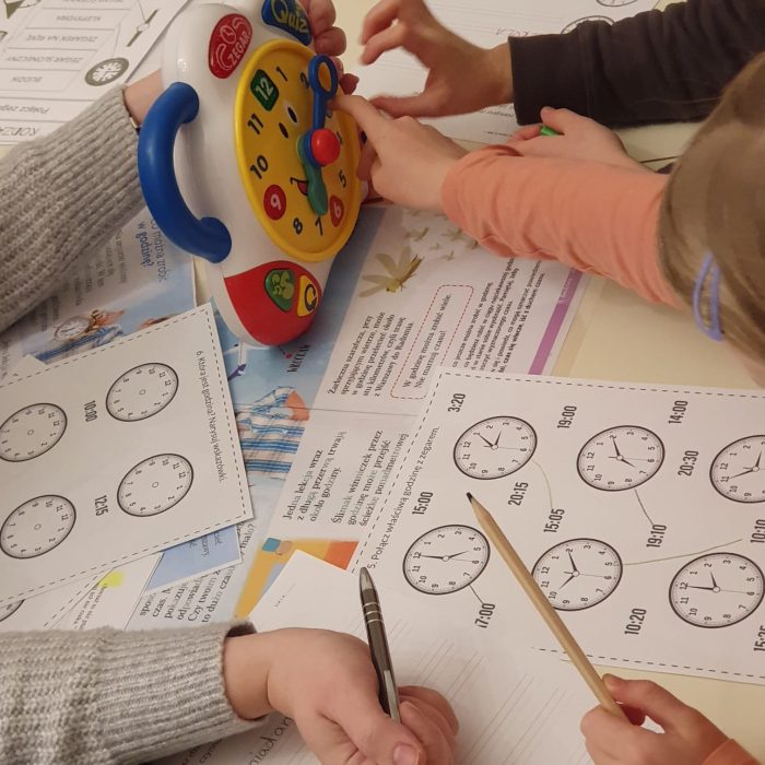 Polskie dzieci podczas zajęć w Klubiku Orzełki Luzern