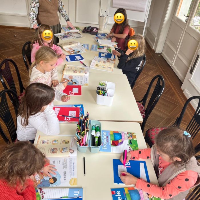 Polskie dzieci podczas zajęć w Klubiku Orzełki Luzern