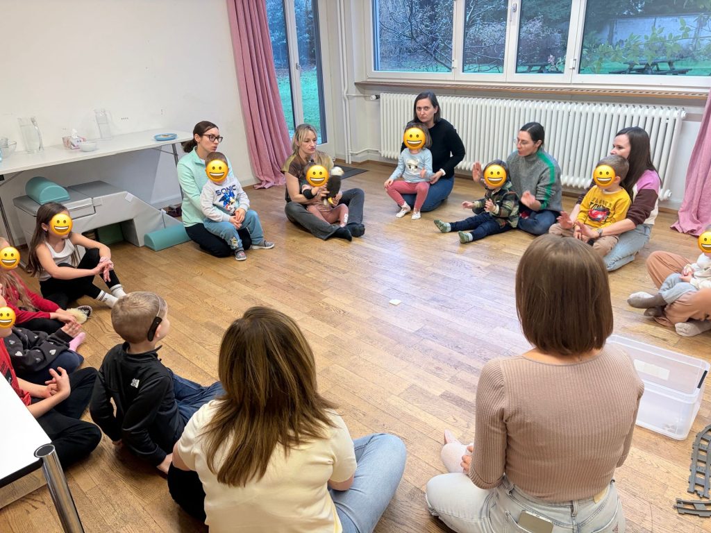 Polskie dzieci podczas zajęć w Klubiku Orzełki Luzern