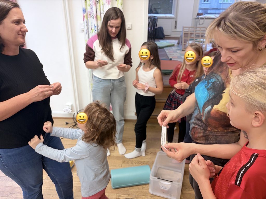 Polskie dzieci podczas zajęć w Klubiku Orzełki Luzern