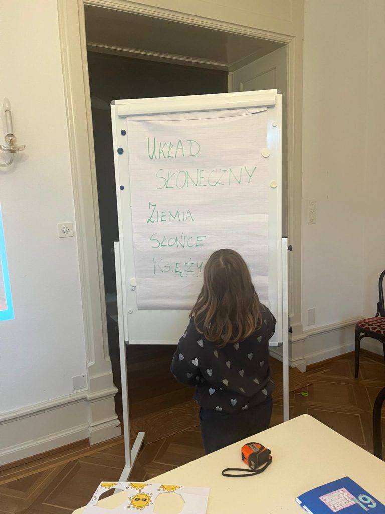 Polskie dzieci podczas zajęć w Klubiku Orzełki Luzern