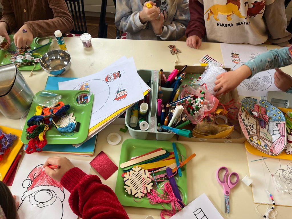 Polskie dzieci podczas zajęć w Klubiku Orzełki Luzern