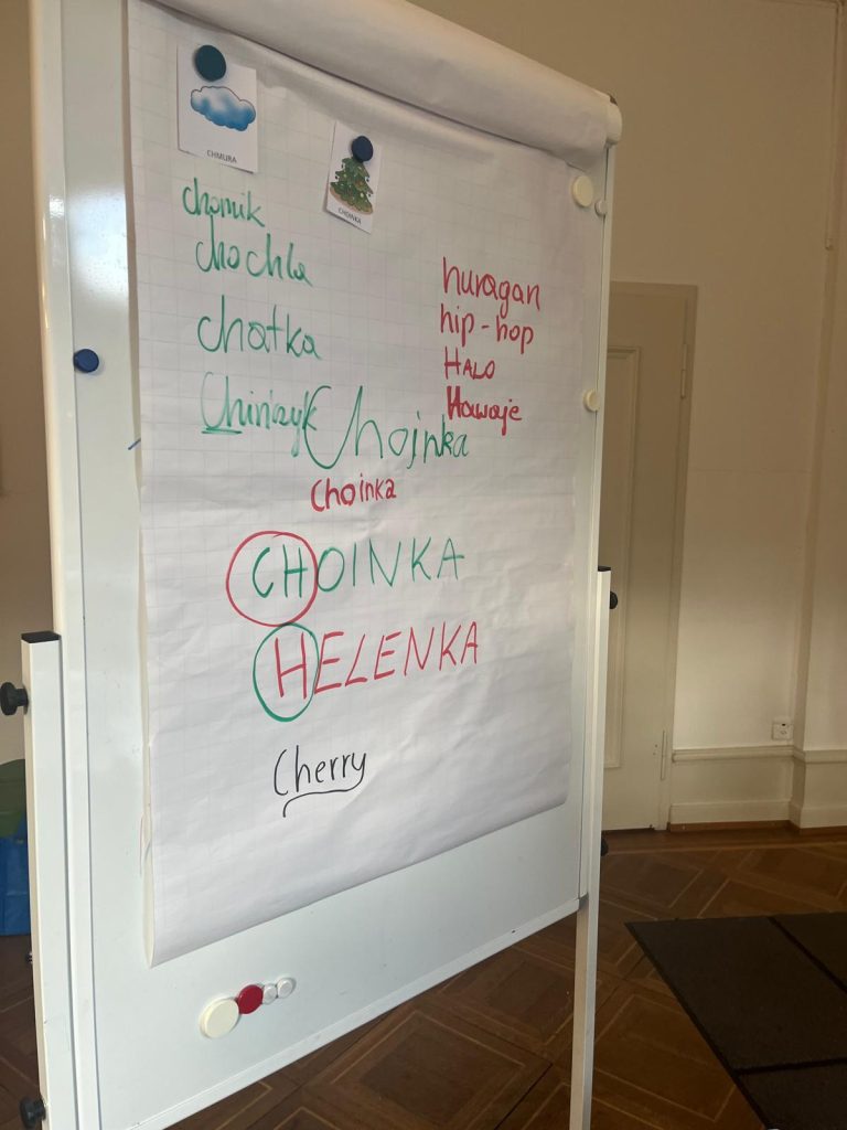 Polskie dzieci podczas zajęć w Klubiku Orzełki Luzern