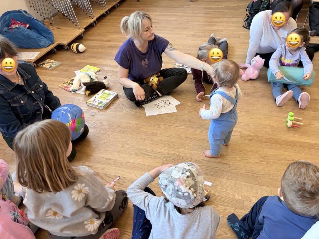 Polskie dzieci podczas zajęć w Klubiku Orzełki Luzern