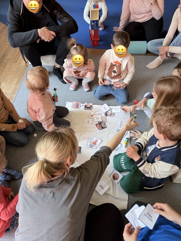 Polskie dzieci podczas zajęć w Klubiku Orzełki Luzern