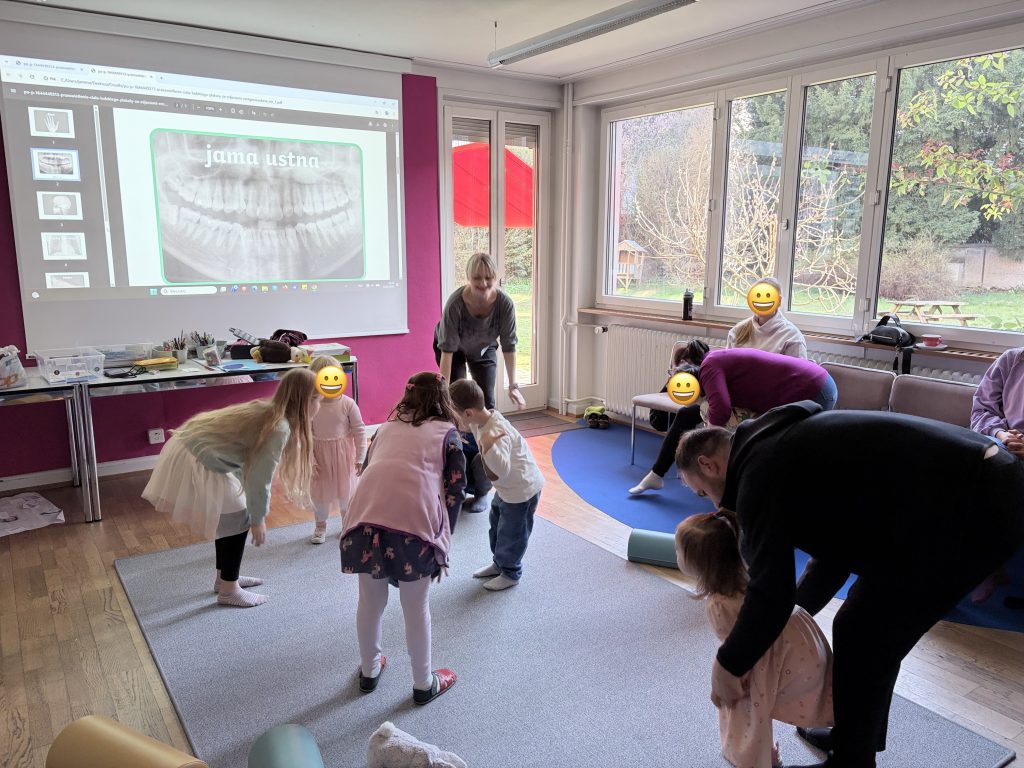 Polskie dzieci podczas zajęć w Klubiku Orzełki Luzern