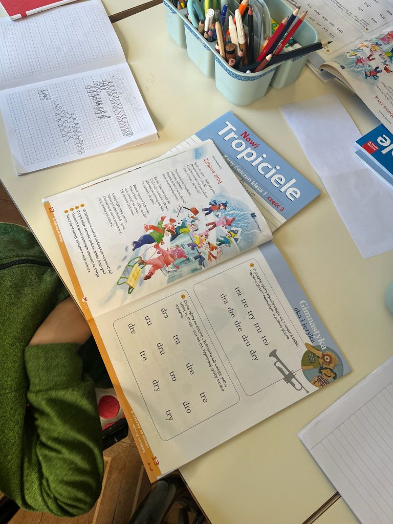 Polskie dzieci podczas zajęć w Klubiku Orzełki Luzern