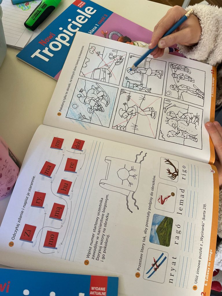 Polskie dzieci podczas zajęć w Klubiku Orzełki Luzern