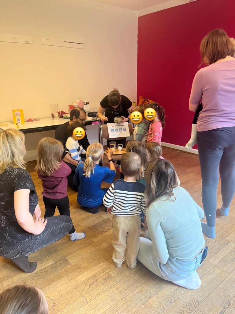 Polskie dzieci podczas zajęć w Klubiku Orzełki Luzern