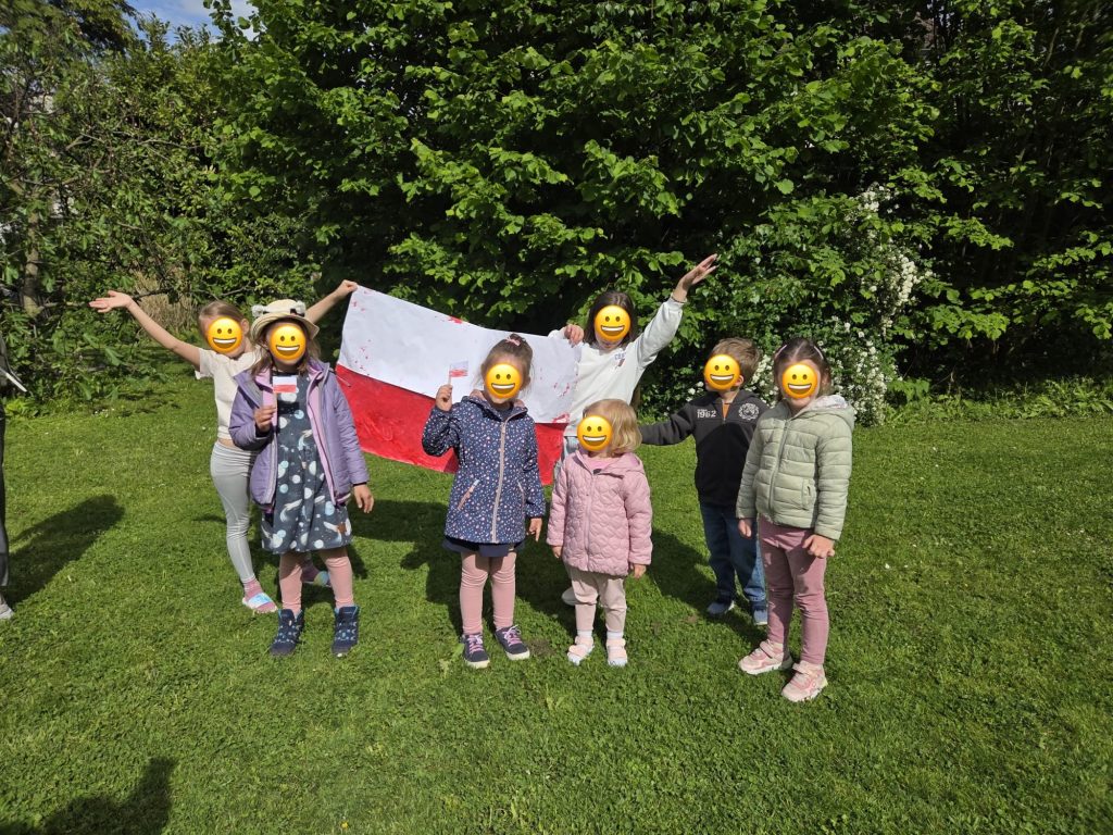 Polskie dzieci podczas zajęć w Klubiku Orzełki Luzern